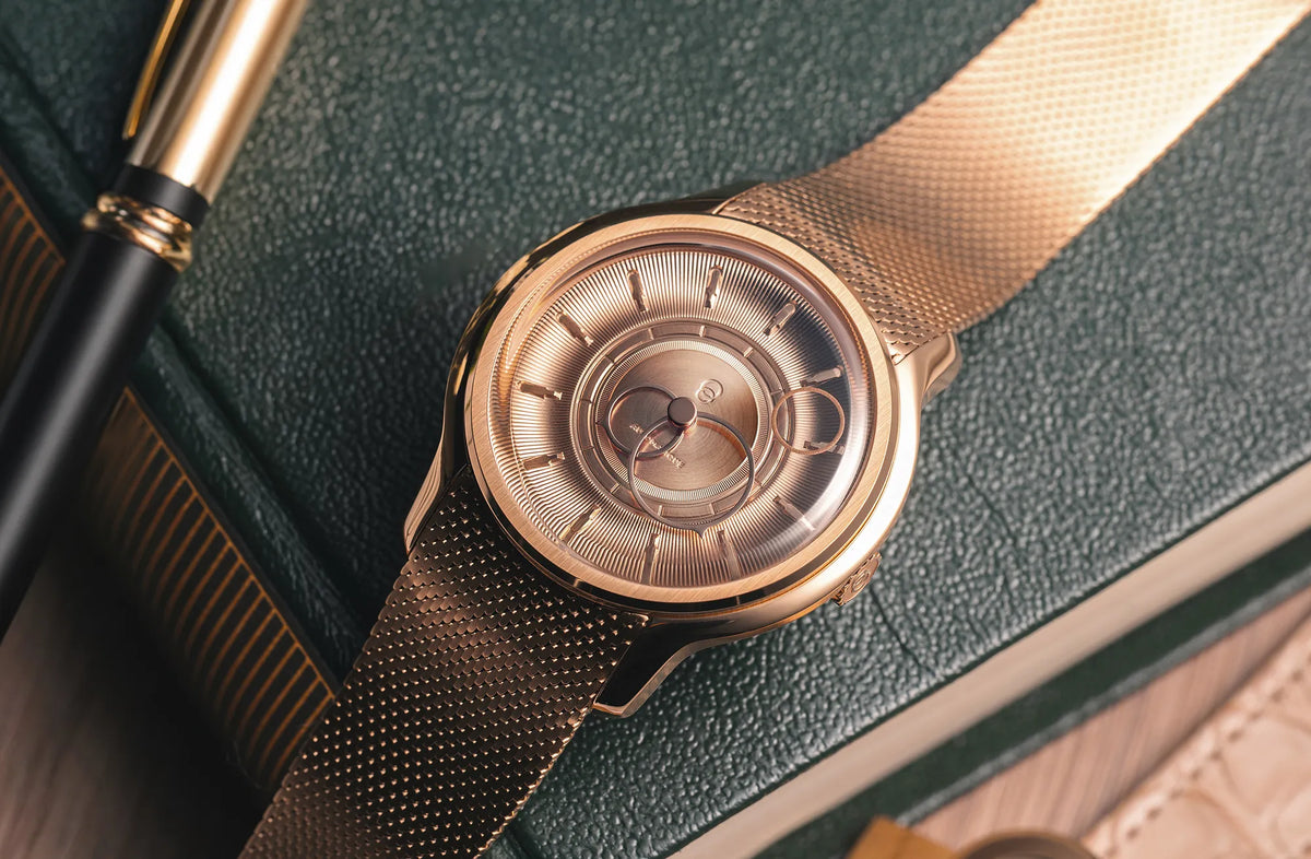 La Pièce n°2 - Rose Gold - Leather strap - Grained Black