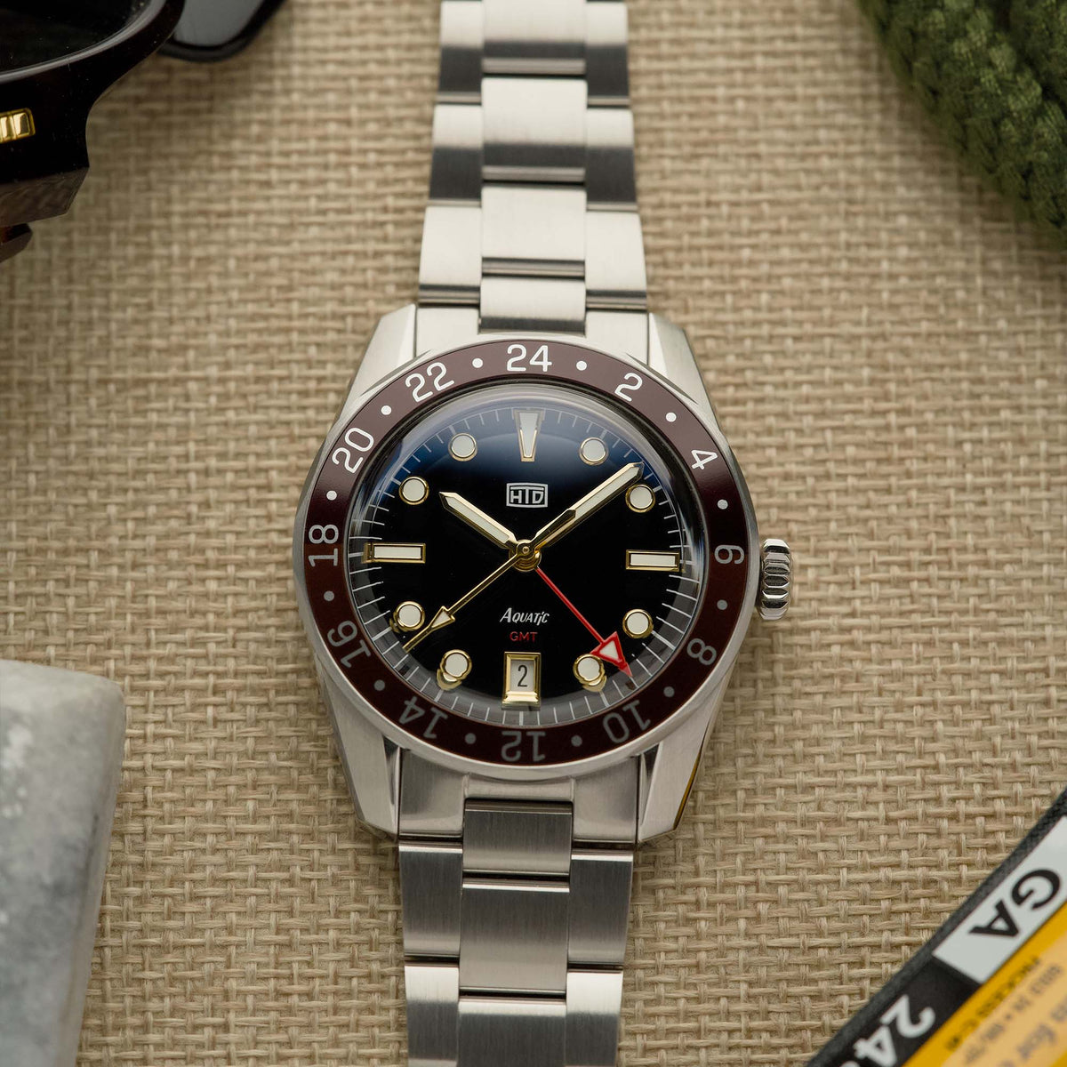 Aquatìc GMT Golden Brown