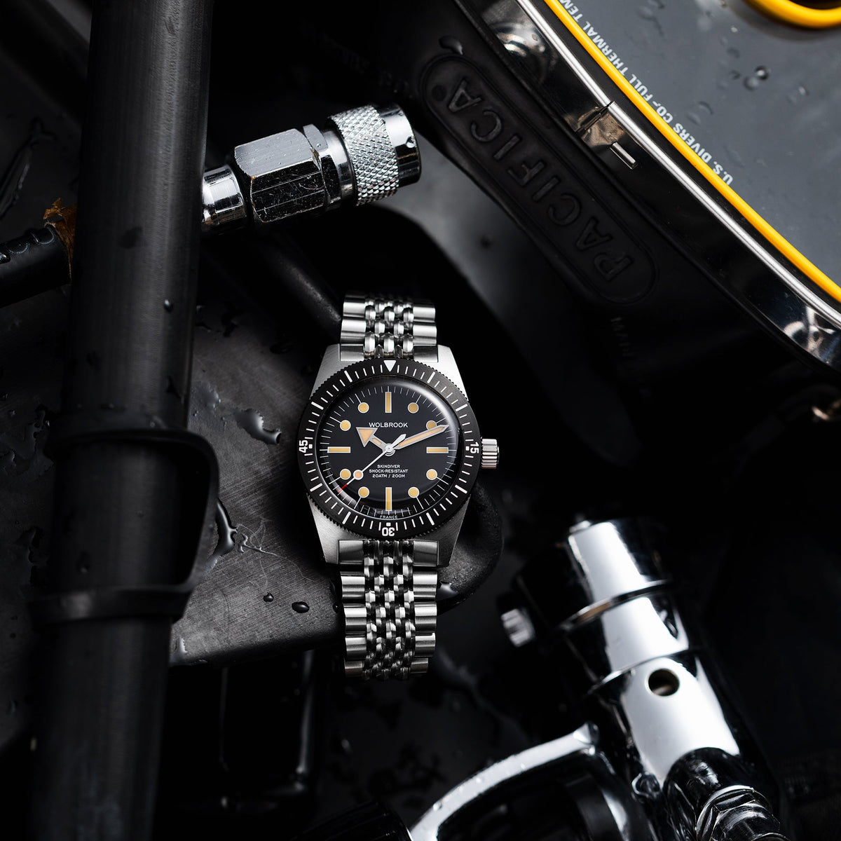 Skindiver Automatic Dive Watch - 38 mm - Old Radium Lume - Black "Tropic" Rubber Strap