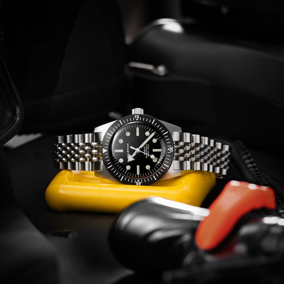 Skindiver Automatic Dive Watch - 38 mm - Military Green "Tropic" Rubber Strap