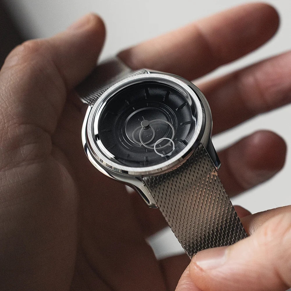 La Pièce n°2 - Black - Leather strap - Grained Black
