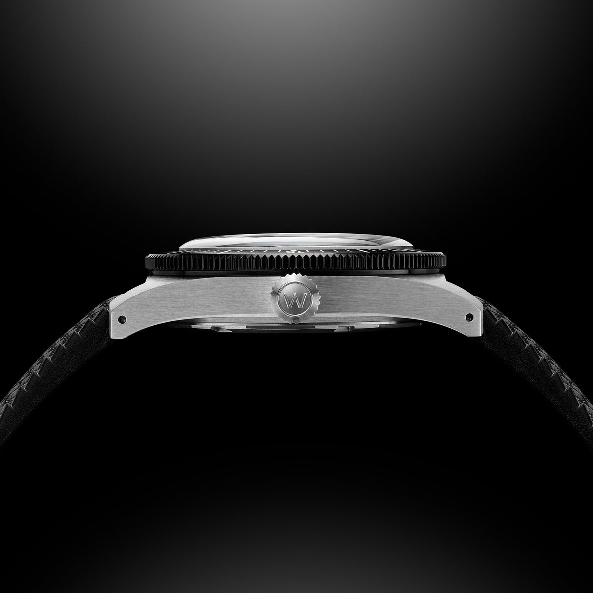 Skindiver Automatic Dive Watch - 38 mm - Old Radium Lume - Black "Tropic" Rubber Strap