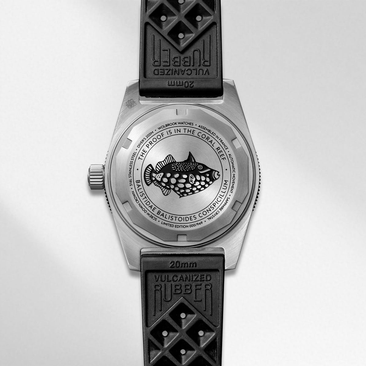 Skindiver Automatic Dive Watch - 38 mm - Old Radium Lume - Black "Tropic" Rubber Strap