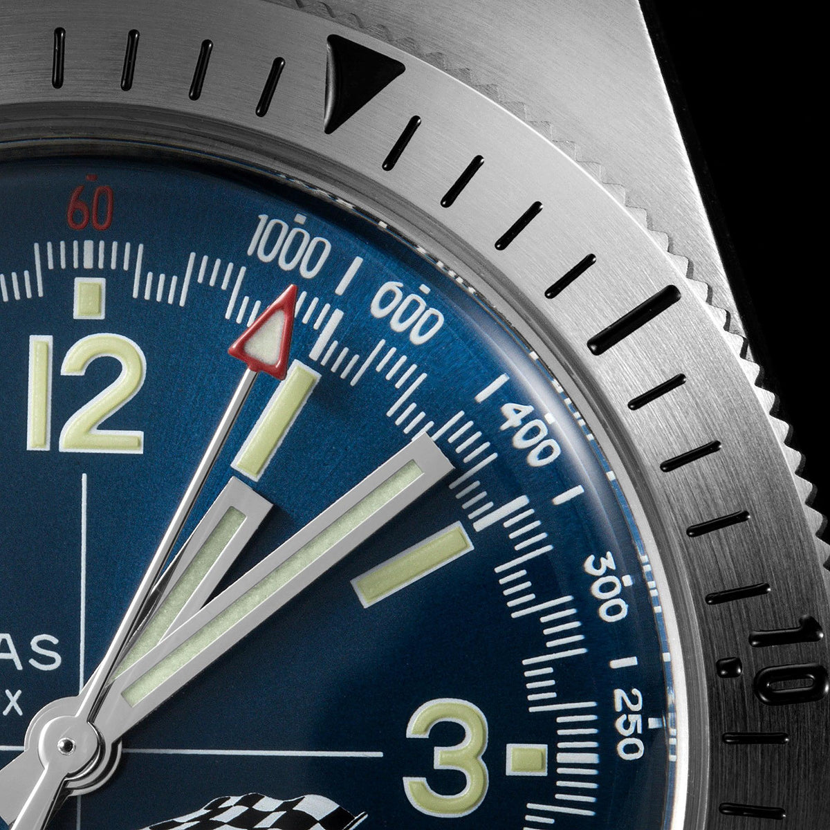 Douglas Grand Prix Professional Racing Watch – Cunningham C4-R 1952 Limited Edition - Camel Rally Leather Strap