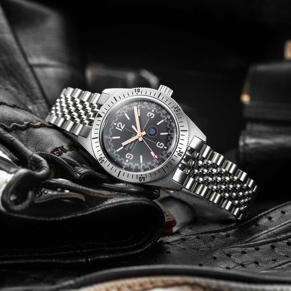 Douglas Grand Prix Professional Racing Watch – Veritas RSII Coupe Limited Edition - Black Rally Leather Strap