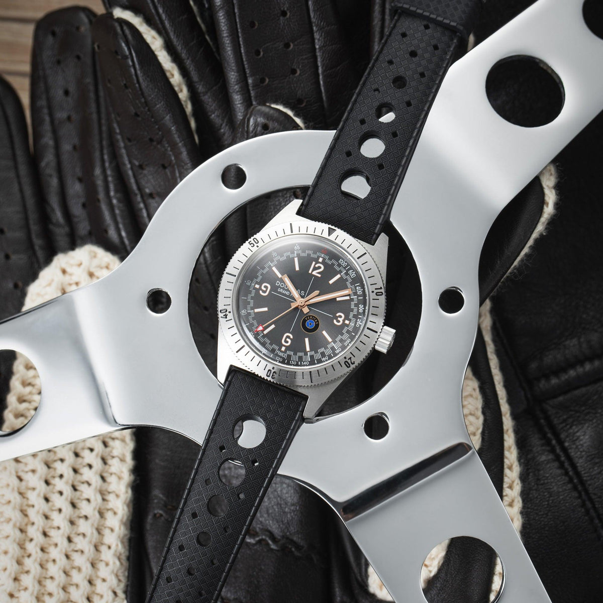 Douglas Grand Prix Professional Racing Watch – Veritas RSII Coupe Limited Edition - Black Rally Leather Strap