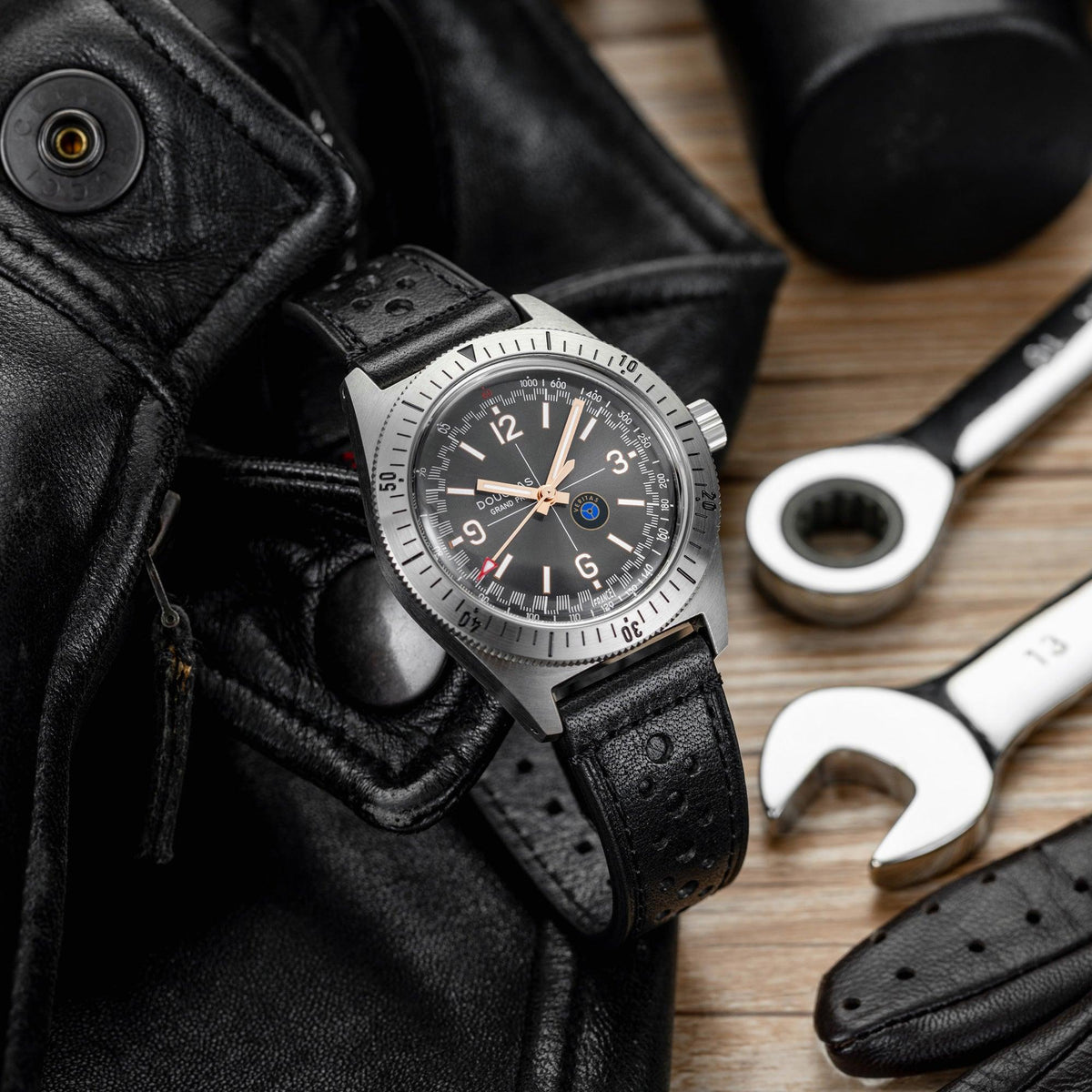 Douglas Grand Prix Professional Racing Watch – Veritas RSII Coupe Limited Edition - Black Rally Leather Strap